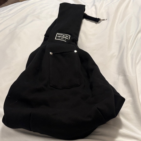 Cat Series Black Sling Bag NWOT - Picture 2 of 7